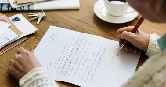 AP和A-level哪一个更难呢？