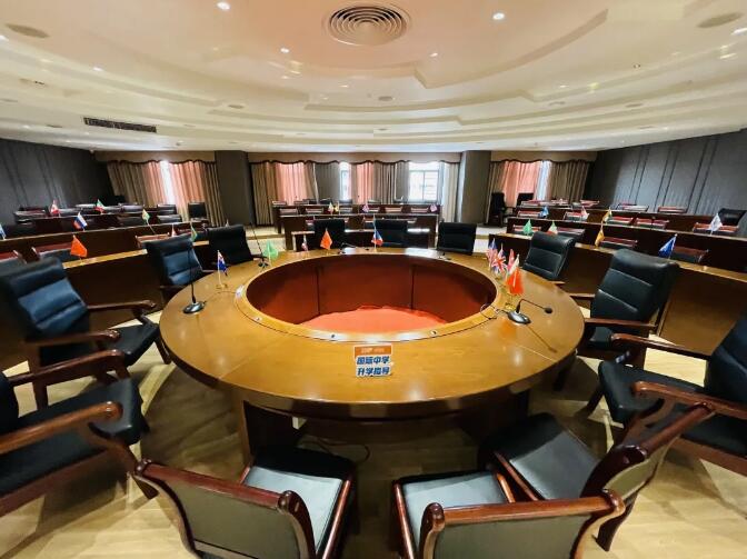 美伦国际教育学校，建校三年便实现“牛剑藤”大满贯！年轻却拥有强大实力！