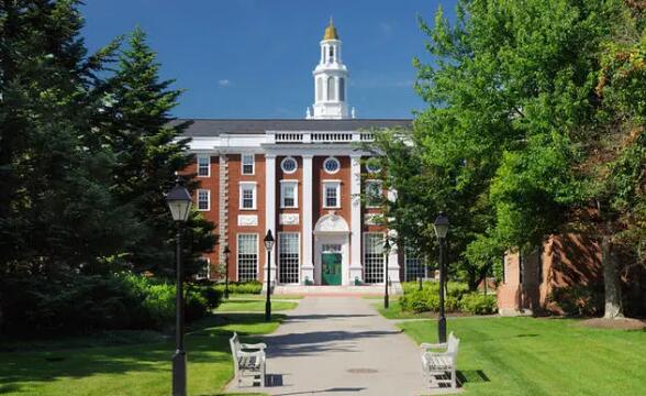 全球十个适合留学的最美城市 