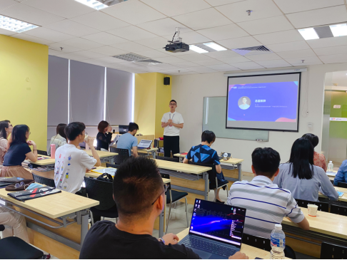 朴新国际教育事业群华南总校2021年度教师晋级答辩会圆满成功