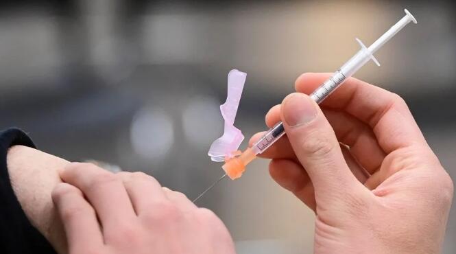 加拿大留学：安省6月28日所有成年人将都有资格预约第2剂！下周起全面开打！