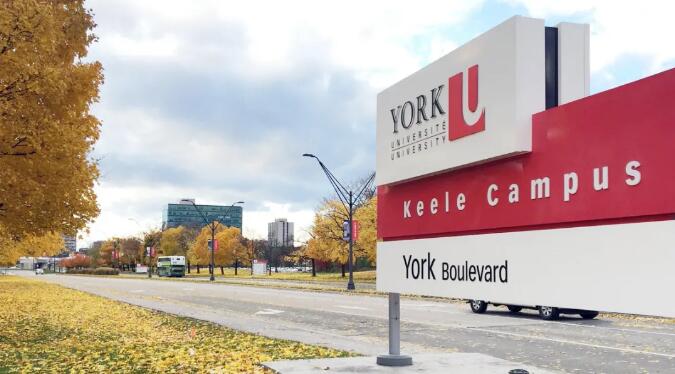 慌了！UT大三留学生求助：计划7月回多伦多，学校和边境却警告可能被拒入境！