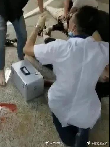 于逸飞，不仅是郑州地铁白衣逆行的英雄