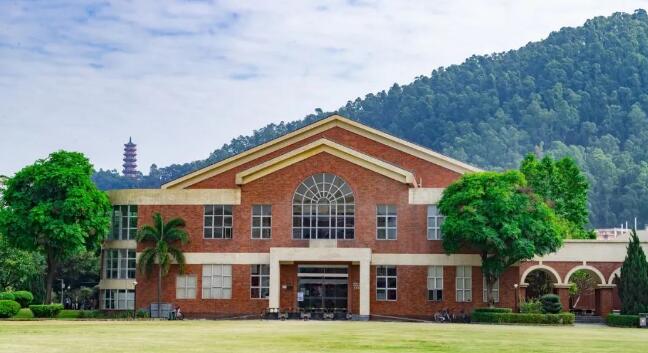 ULC剑桥国际高中、NCPA美式中学国际教育交流会正式启动！现已开放预约！