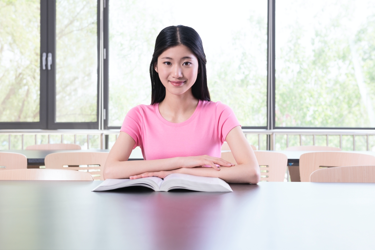 环球雅思28年深耕培训领域，三维动态教学体系助力学子精准提分