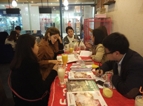 环球教育中国传媒大学甜品店沙龙