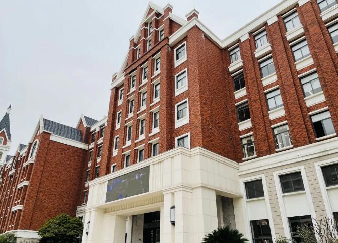 美伦国际教育学校建校三年便实现牛剑藤大满贯年轻却拥有强大实力